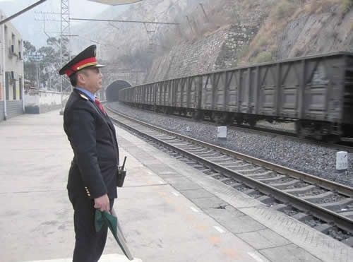 了解鐵路上的五大系統(tǒng)，車，機(jī)，工，電，輛崗位工作