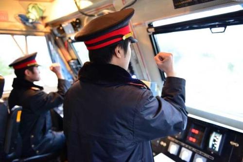 石家莊東華鐵路學(xué)校火車司機專業(yè)