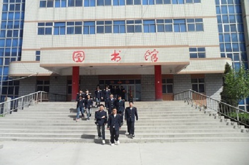 初中起點(diǎn)學(xué)習(xí)電子商務(wù)專業(yè)課程難不難？
